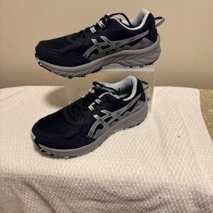 ASICS Women’s Size 11 GEL Running Shoes Navy Gray EUC Worn Once